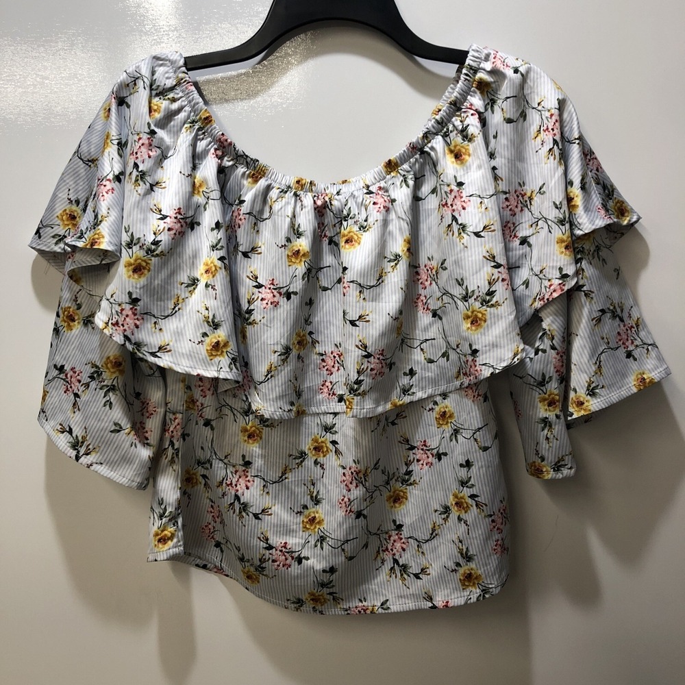 GIMMICKS Women's (Size XS) Off Shoulder‎ Silky Floral Stripe Crop Top